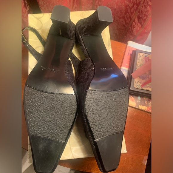 NIB J Renee Slingback Shoe - Picture 3 of 4